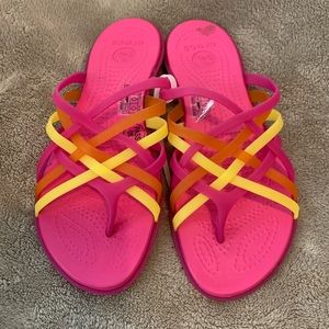 NWOT Crocs Huarache Sandals US W7 Pink & Yellow Strap Flip Flop Shoes Thong